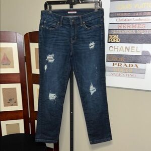 NWOT Tommy Hilfiger  boyfriend Distressed  Capri Blue Jeans